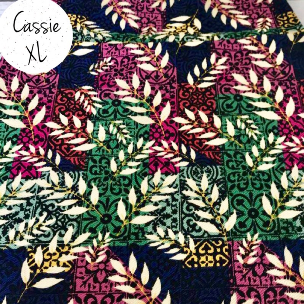 💝💝💝 3 for $33 LuLaRoe Cassie Pencil Skirt